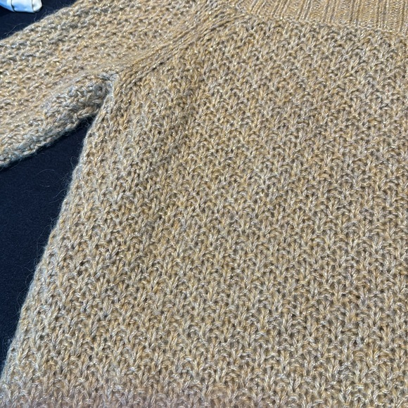 Juicy Couture sweater - Picture 5 of 5